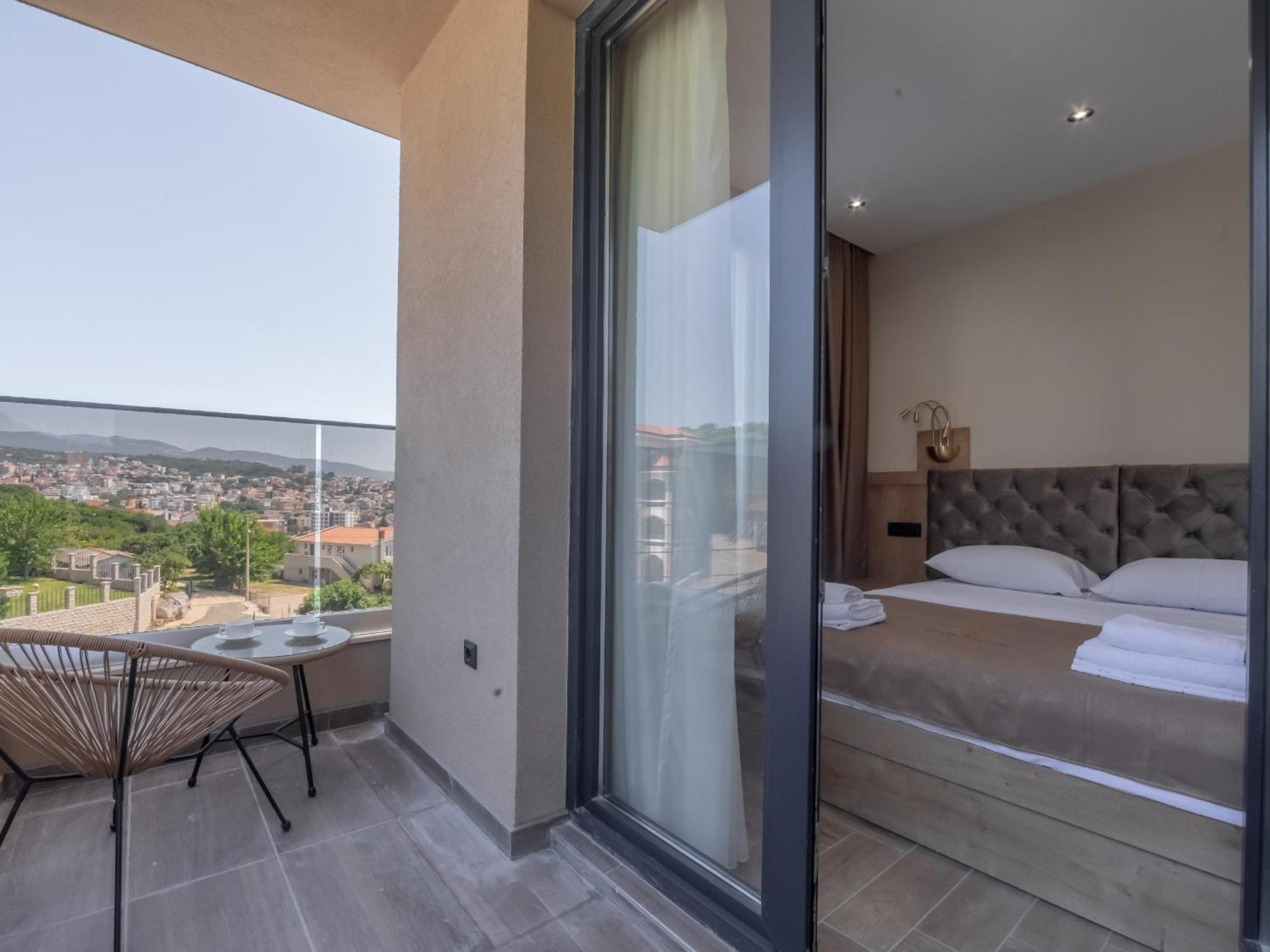 Hotel Diman Dobra Voda Luaran gambar